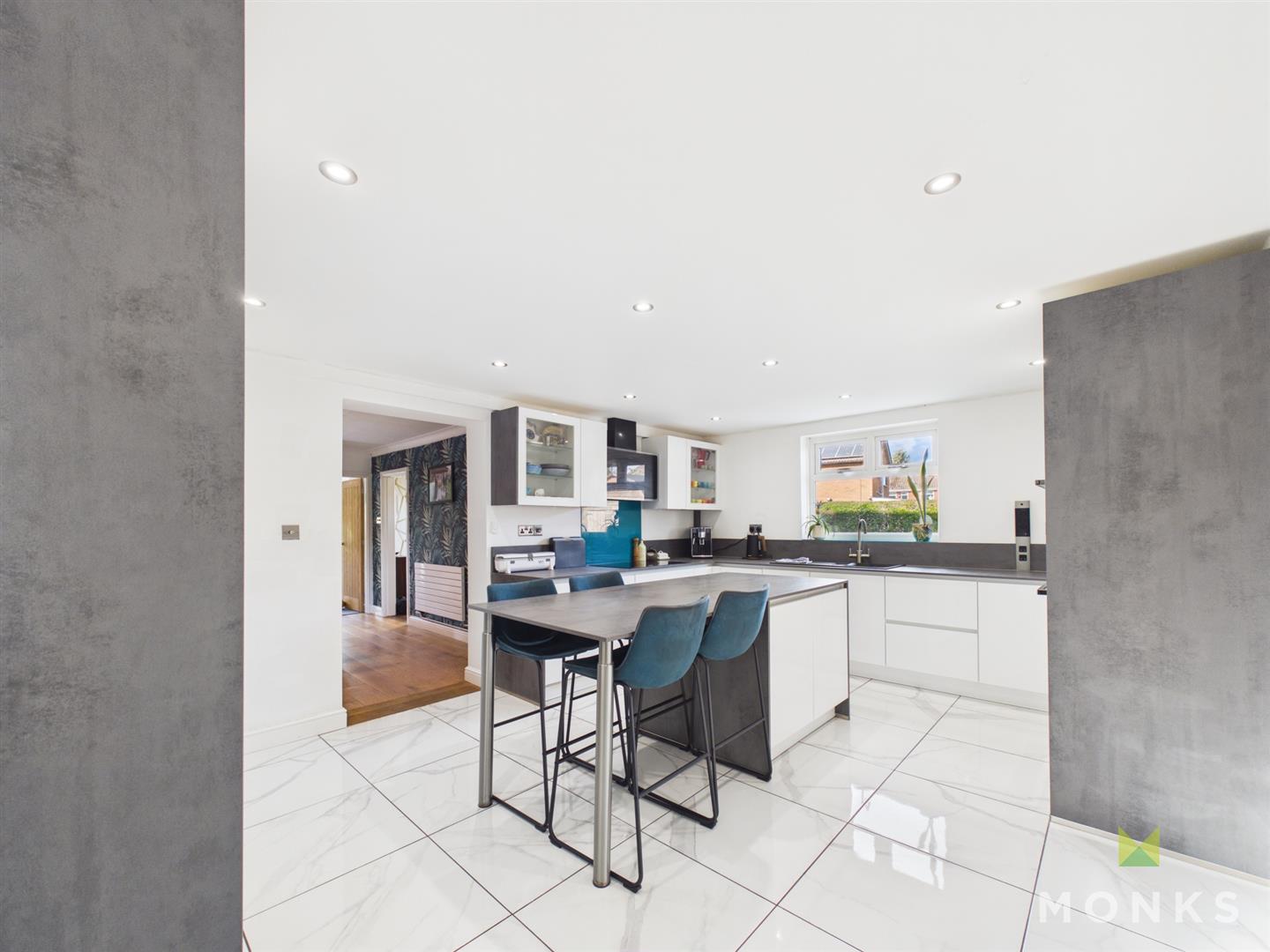 2 Wemsbrook Drive, Shrewsbury, SY4 5AL For Sale